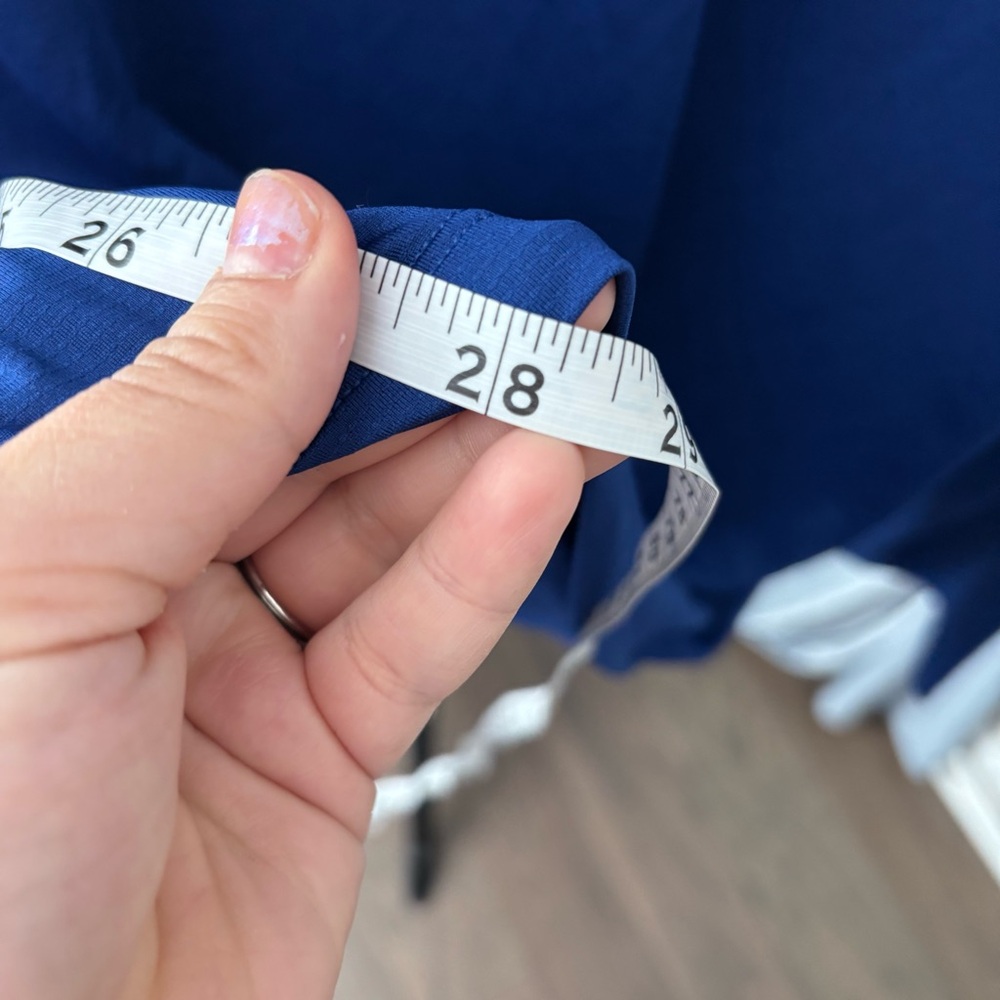 Lululemon ultralight hip length long sleeve size 14 - Picture 4 of 6